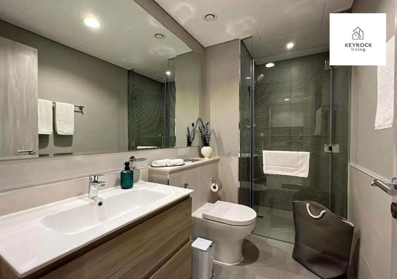 Keyrock Living - Urban Oasis In Zada Tower Apartment Dubai