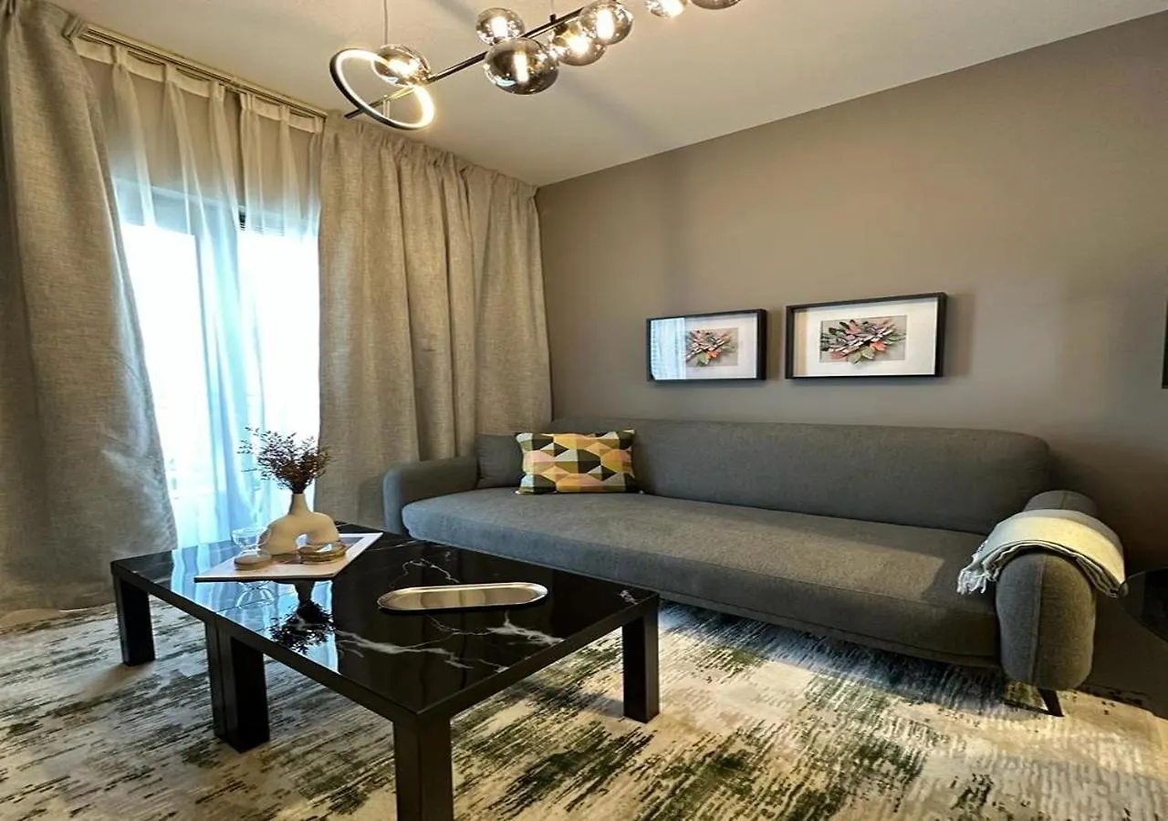 Keyrock Living - Urban Oasis In Zada Tower Apartment Dubai